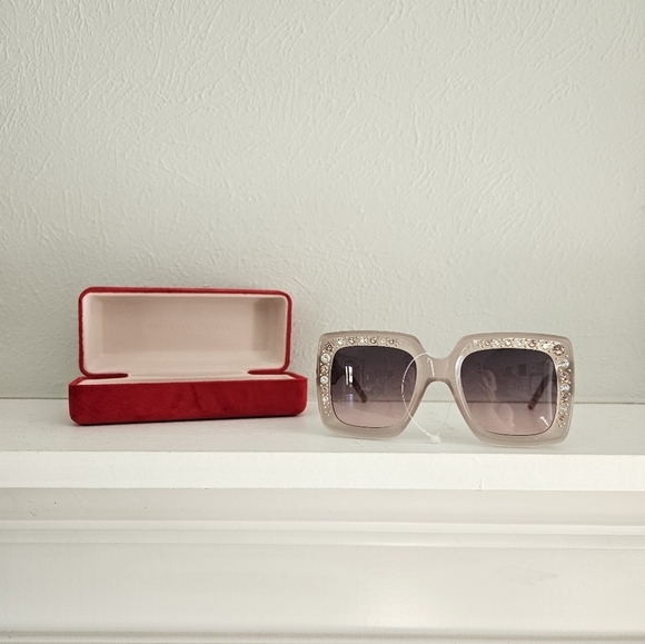 NWOT Caroline Herrera Logo Print Crystal Embellished Sunglasses With Case - Picture 2 of 10